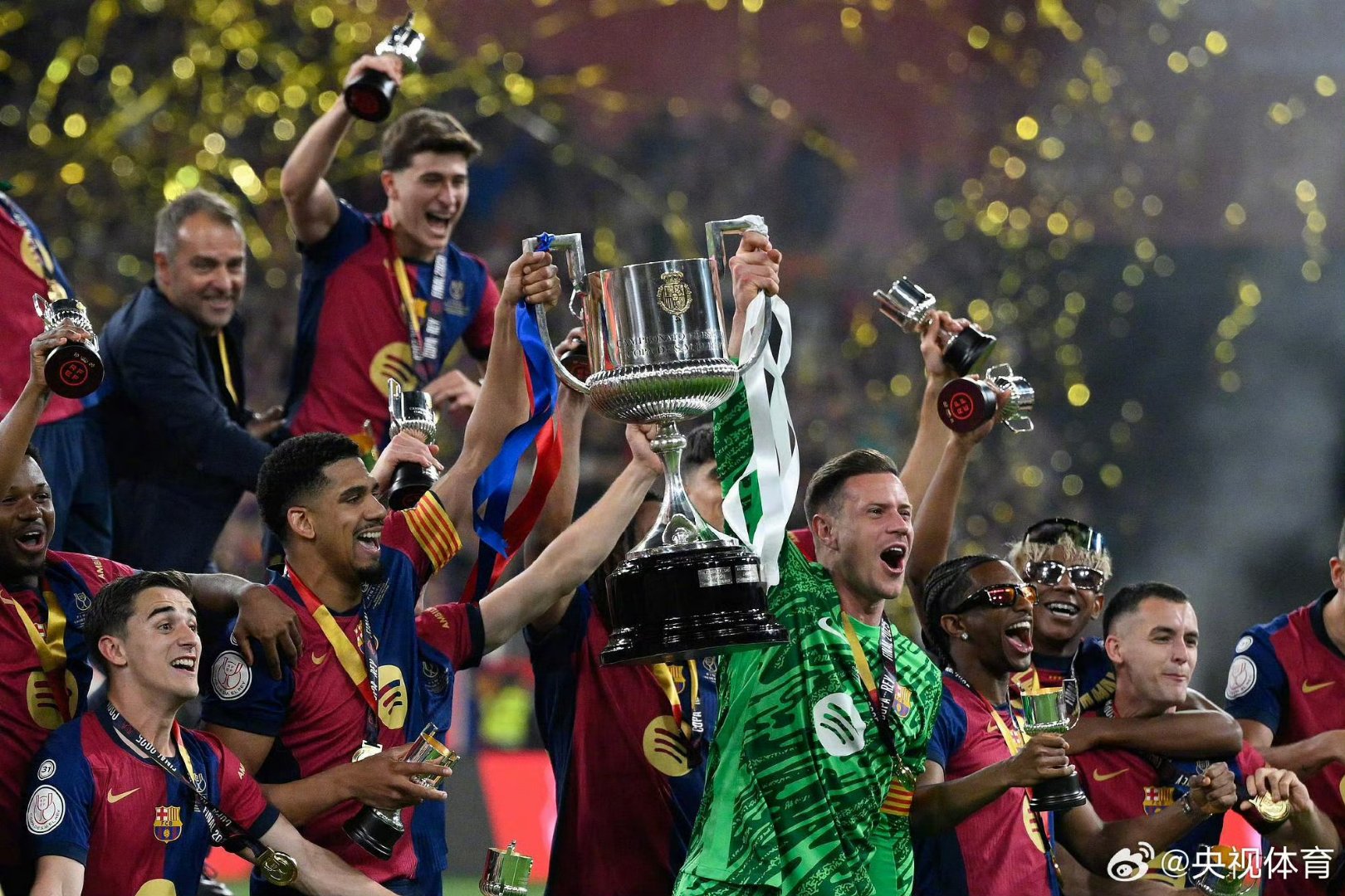 德罗巴重返赛场，大比分获胜首场状态出色，皇家马德里观众沸腾！