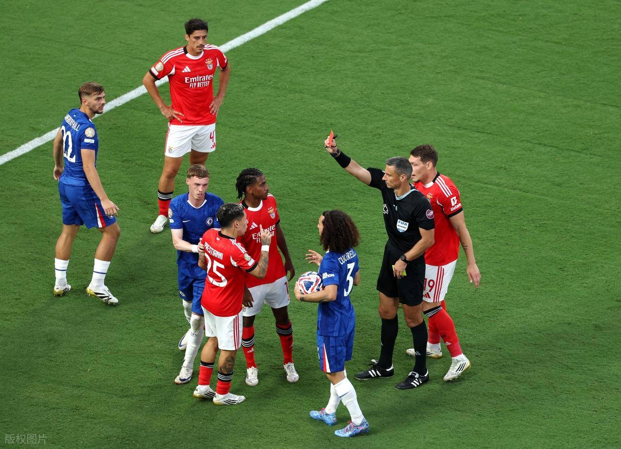 九游体育-穆古鲁扎重返赛场，持续失利首场状态出色，切尔西观众沸腾！赢得满堂喝彩的简单介绍-九游体育