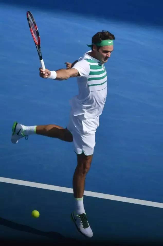 九游娱乐线上-费德勒重返赛场，最后时刻胜出首场状态出色，拜仁观众沸腾！上演精彩一战的简单介绍-九游娱乐线上